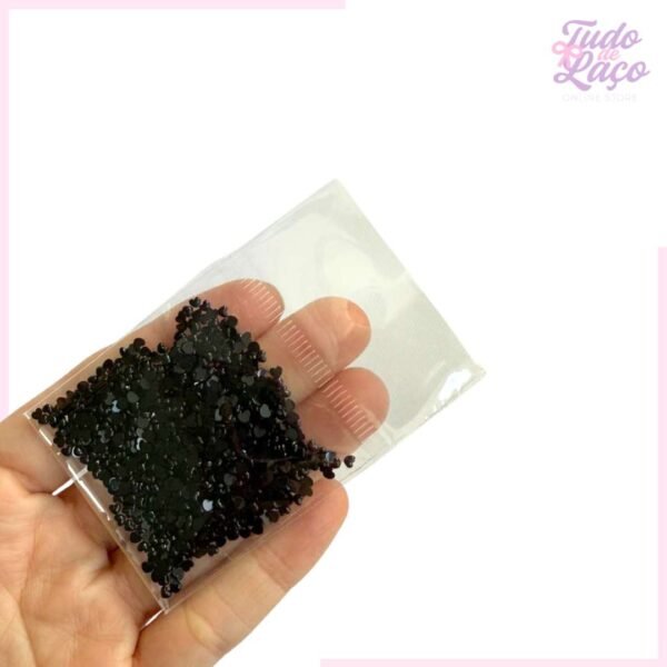 STRASS PRETO (FORMATO CORAÇÃO) 2,5mm - PACOTE 3 gramas