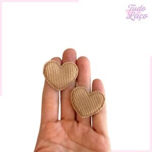 APLIQUE CORAÇÃO VELUDO COTELÊ BEGE - 2 UNIDADES